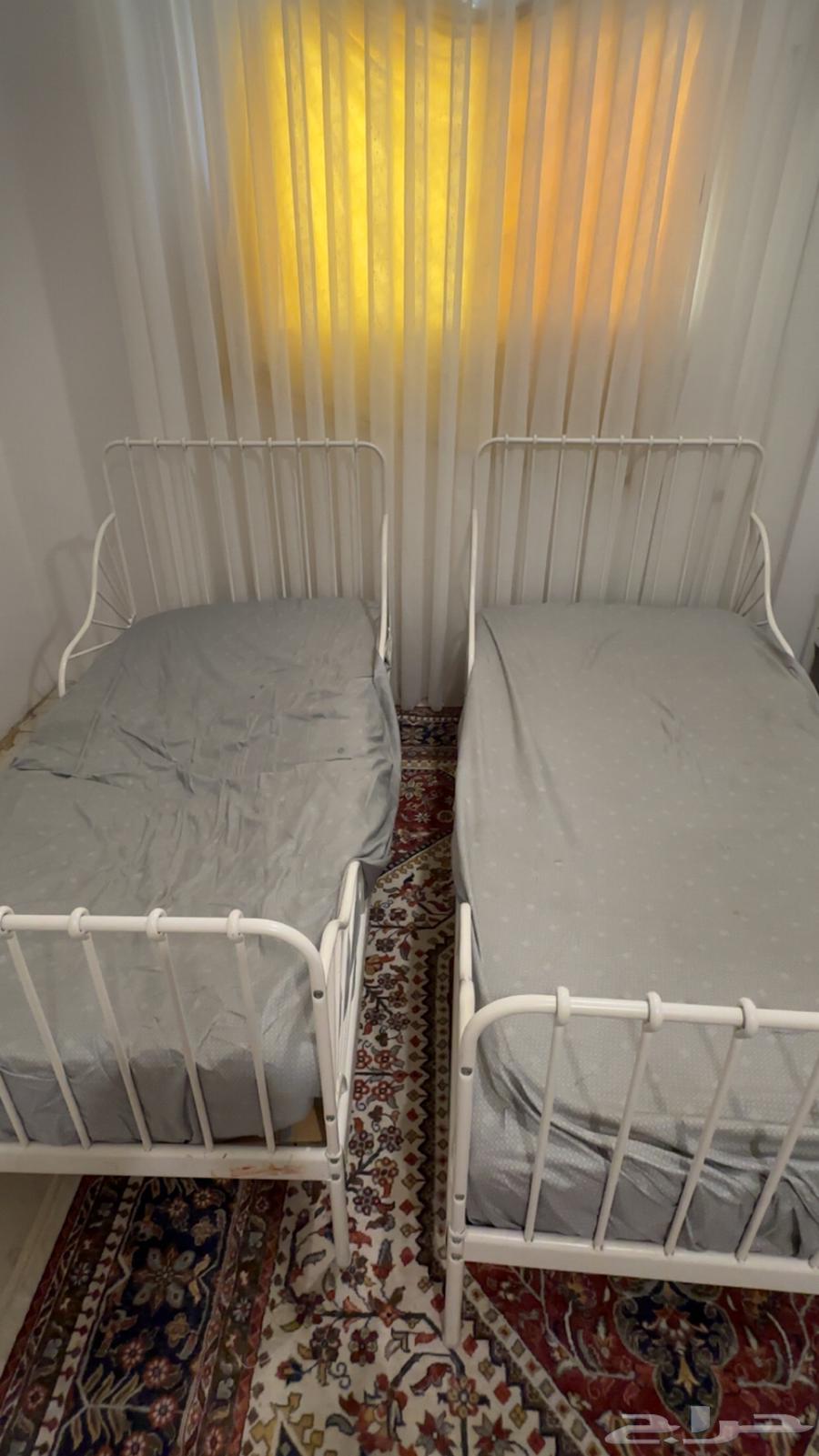 Two single beds for sale, excellent condition, each 20064348217691649111