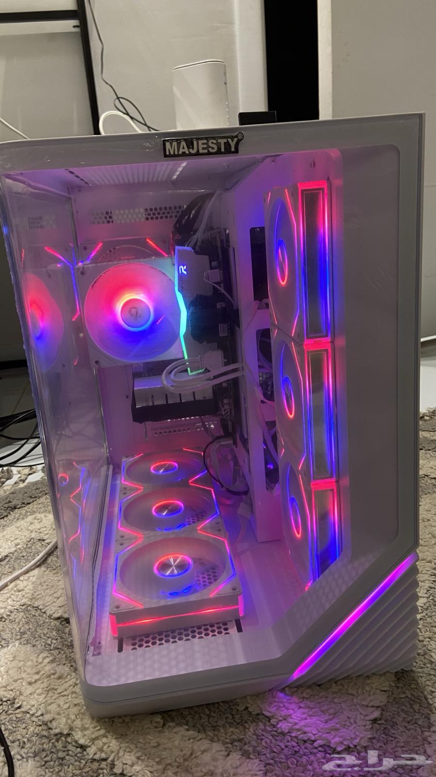 بي سي للبيع جديد استخدام 4 ايام64345493125763111