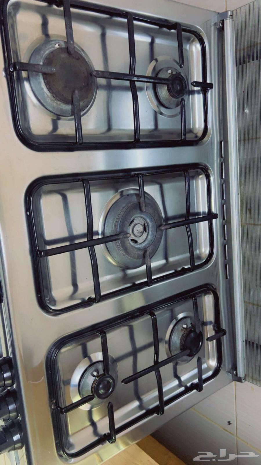 Gas oven, clean and in good condition64346724355331113