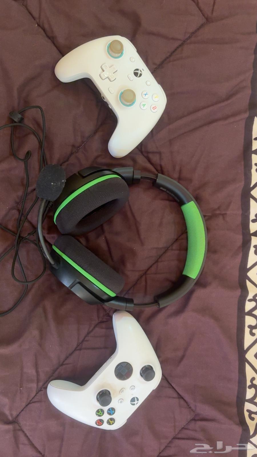 Xbox Controller Razer Headset64347294857859111