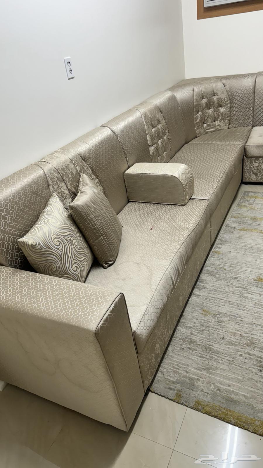 كنب مستخدم64346532154113111