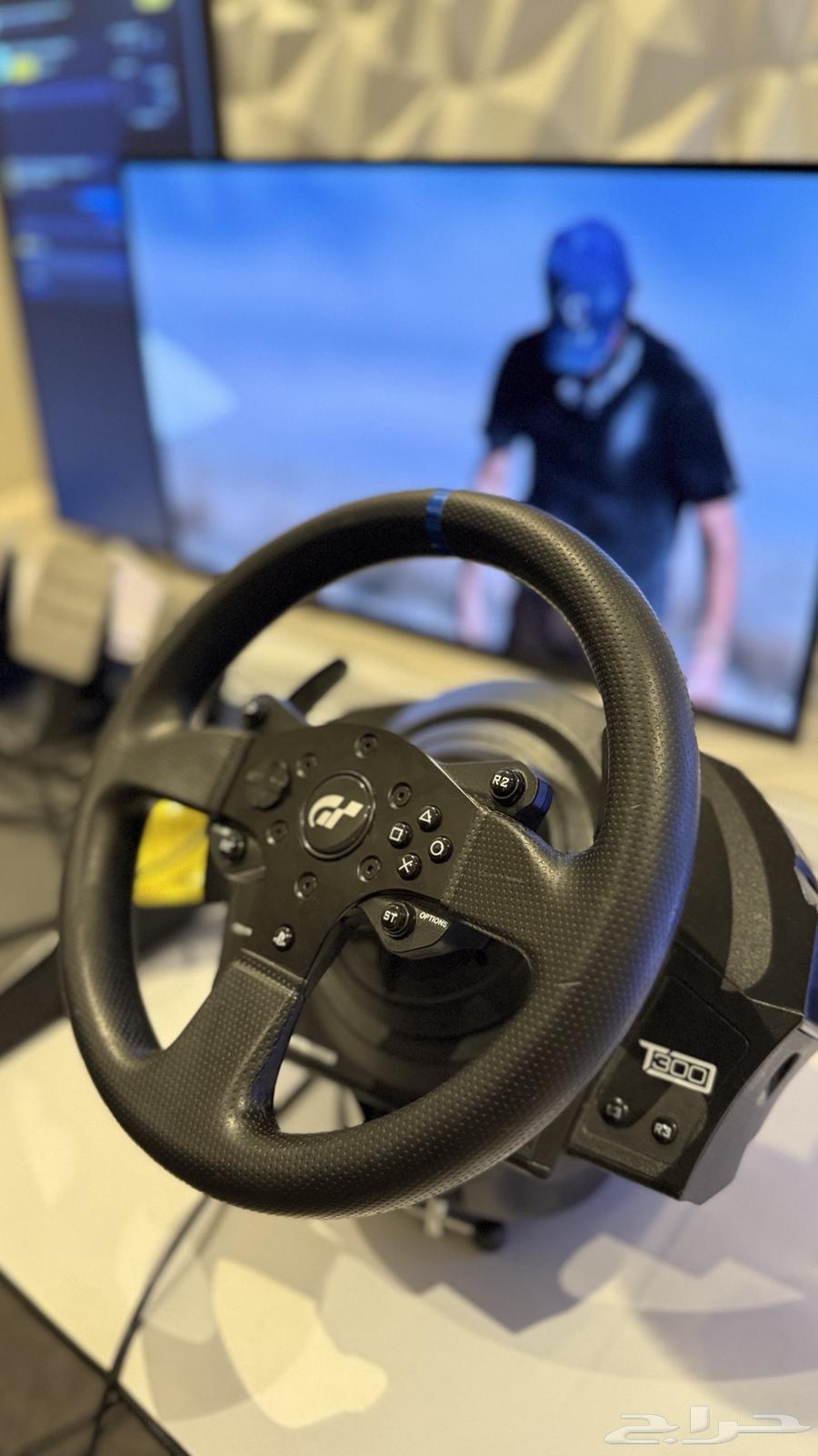 Thrustmaster T300 Steering Wheel with Pedals (Functional)64342487202947112