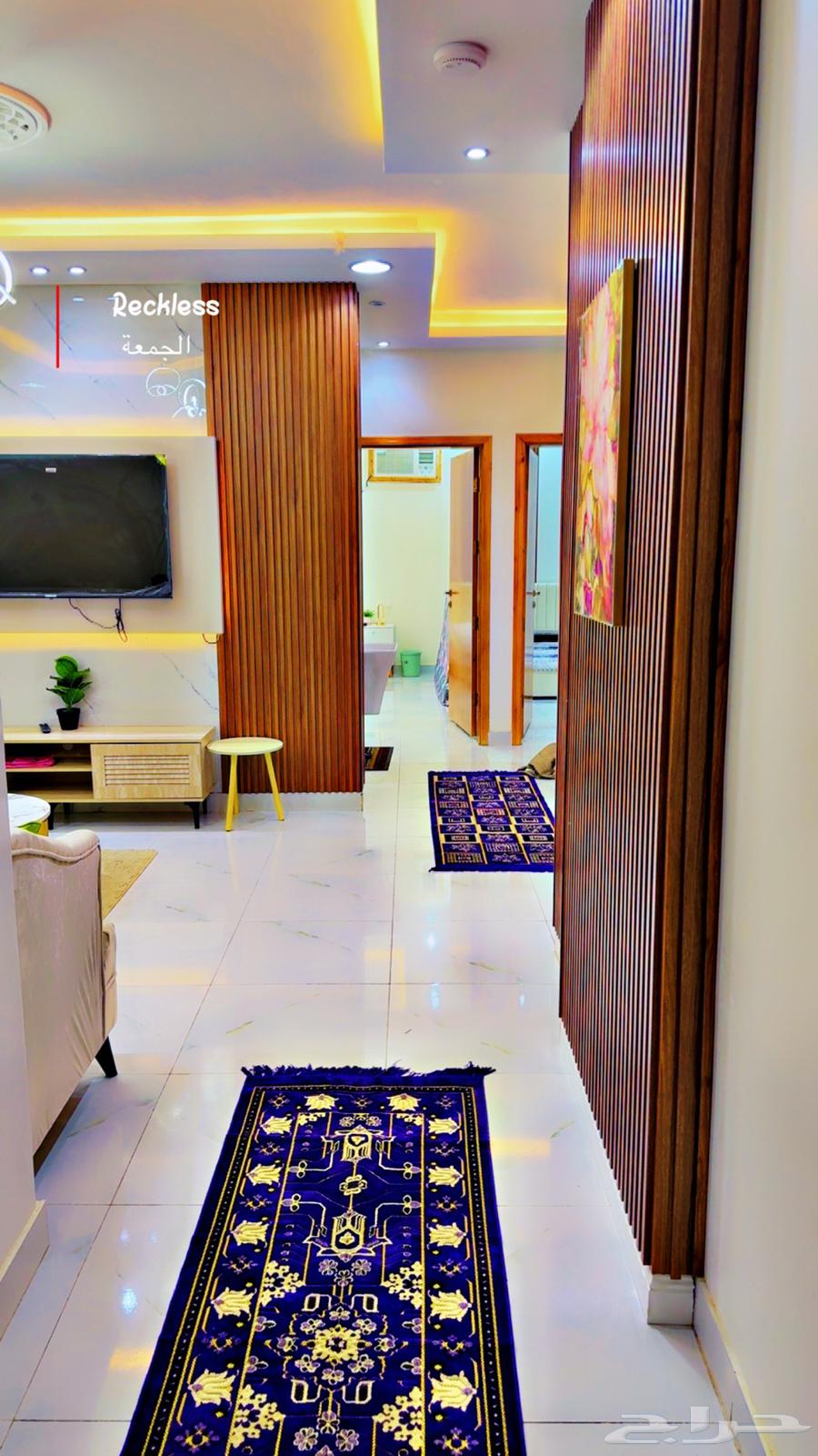 Modern furnished apartments63613853531138113