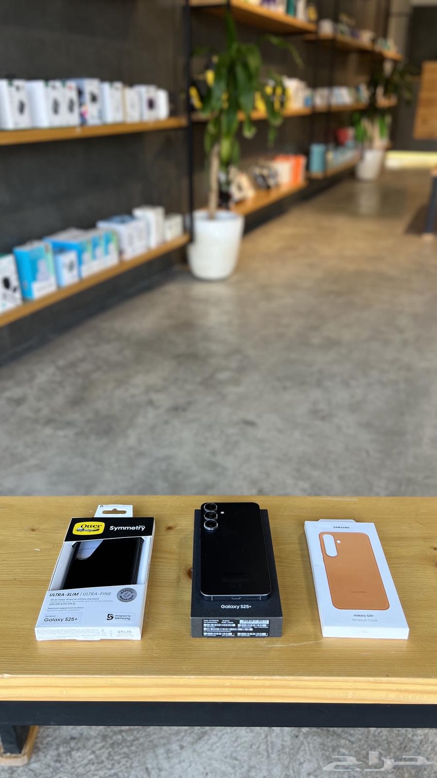 سامسونج s25 بلس - 256 جيجا - مستخدم 3 أسابيع فقط64348817459843111