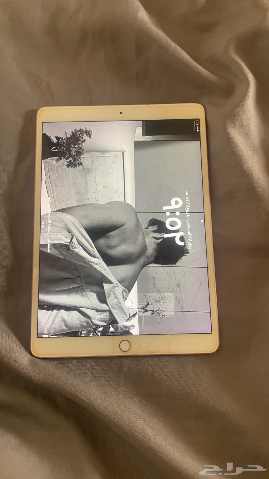 Old version of the 9th generation iPad64339466903811110