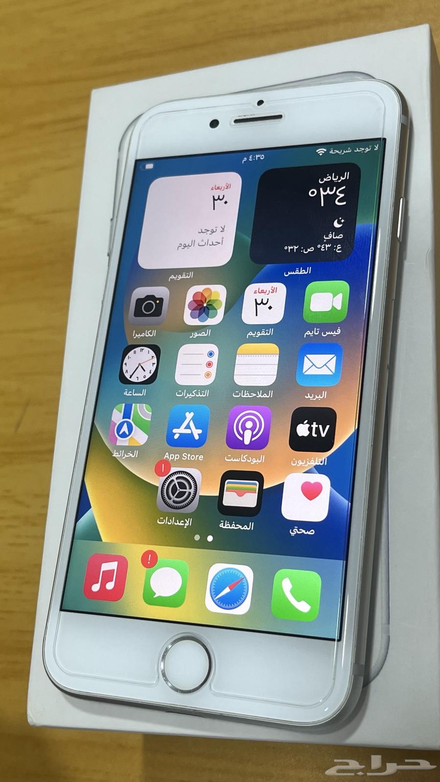 ايفون 8 فضي نضيف64340053141507110