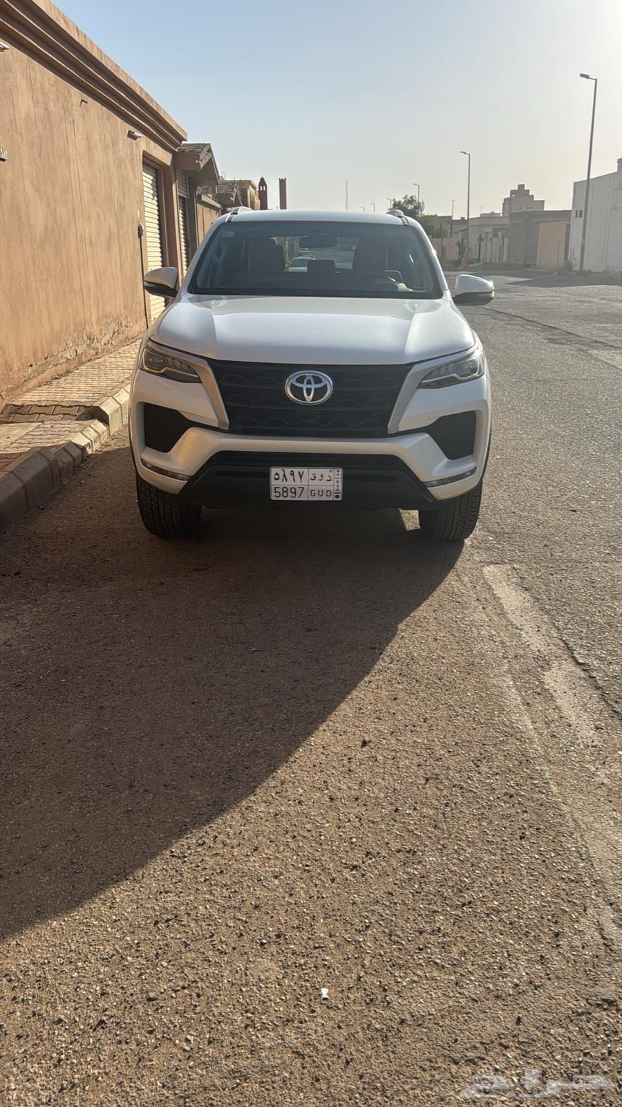 للبيع جيب فور شنر المديل 2164482023245826112