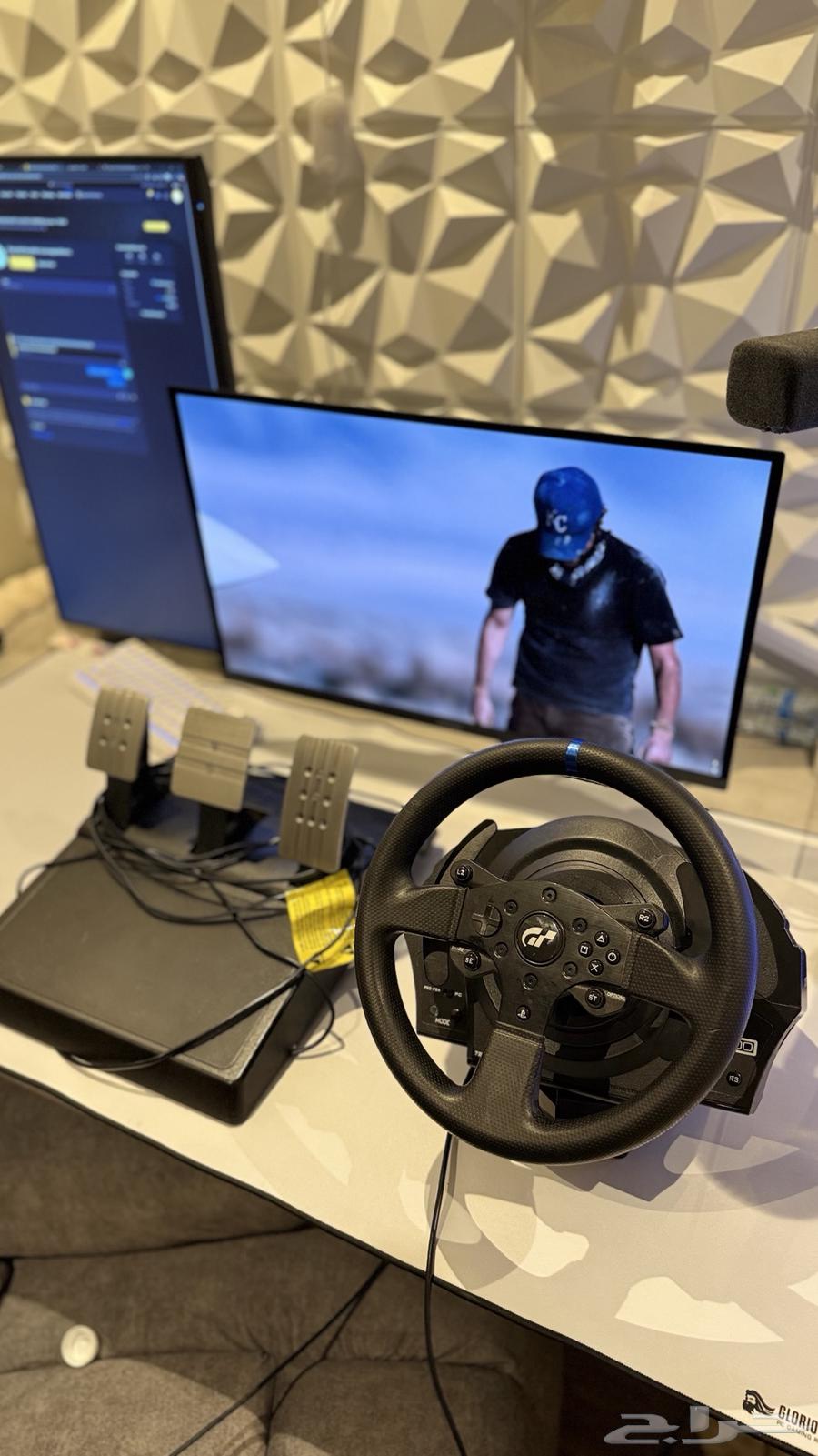 Thrustmaster T300 Steering Wheel with Pedals (Functional)64342487202947111