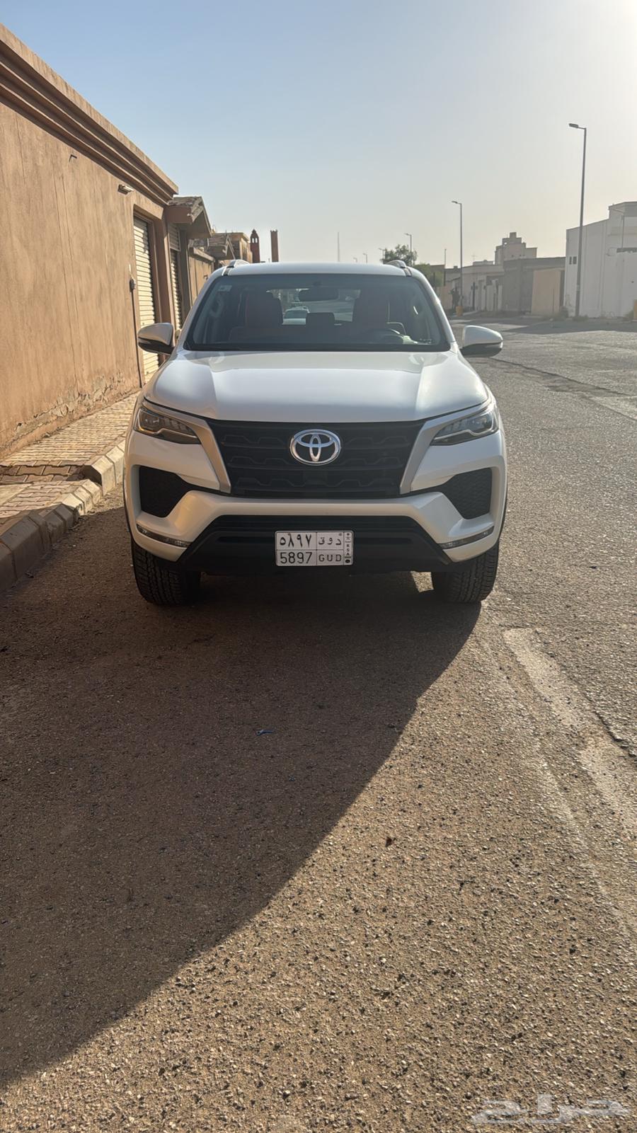 للبيع جيب فور شنر المديل 2164482023245826113