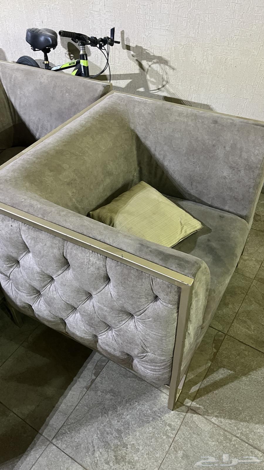 كنب مستعمل64345611915266110