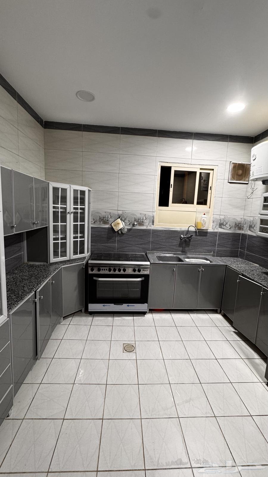 مطبخ المنيوم مستعمل64336751008386110