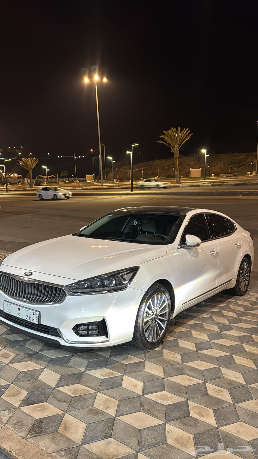 Kadnza diesel, conditional sale, driven 200, agency64491782160515110