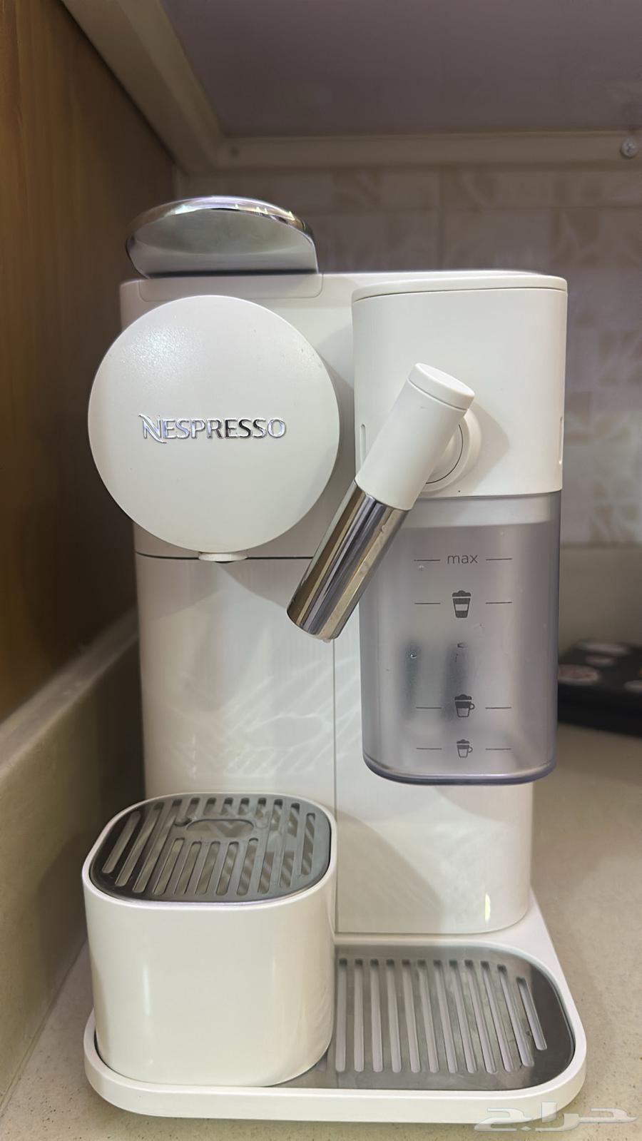 مكينة قهوة نسبريسو لاتيسما ون64342758155778114