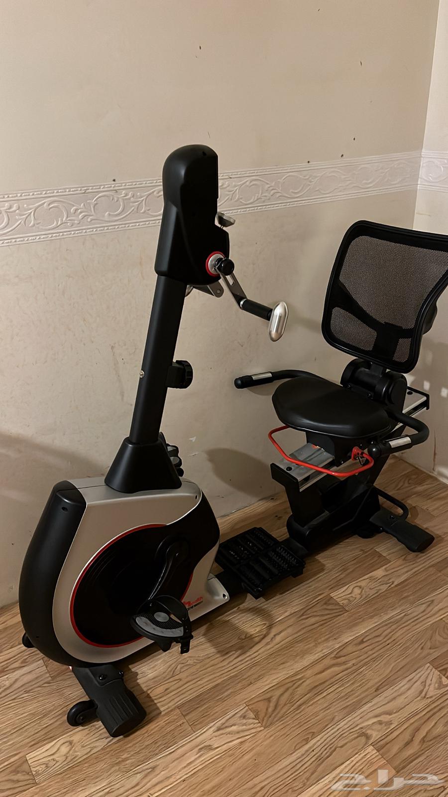 Excellent condition Al-Falih treadmill, one year warranty remaining64348480495235110