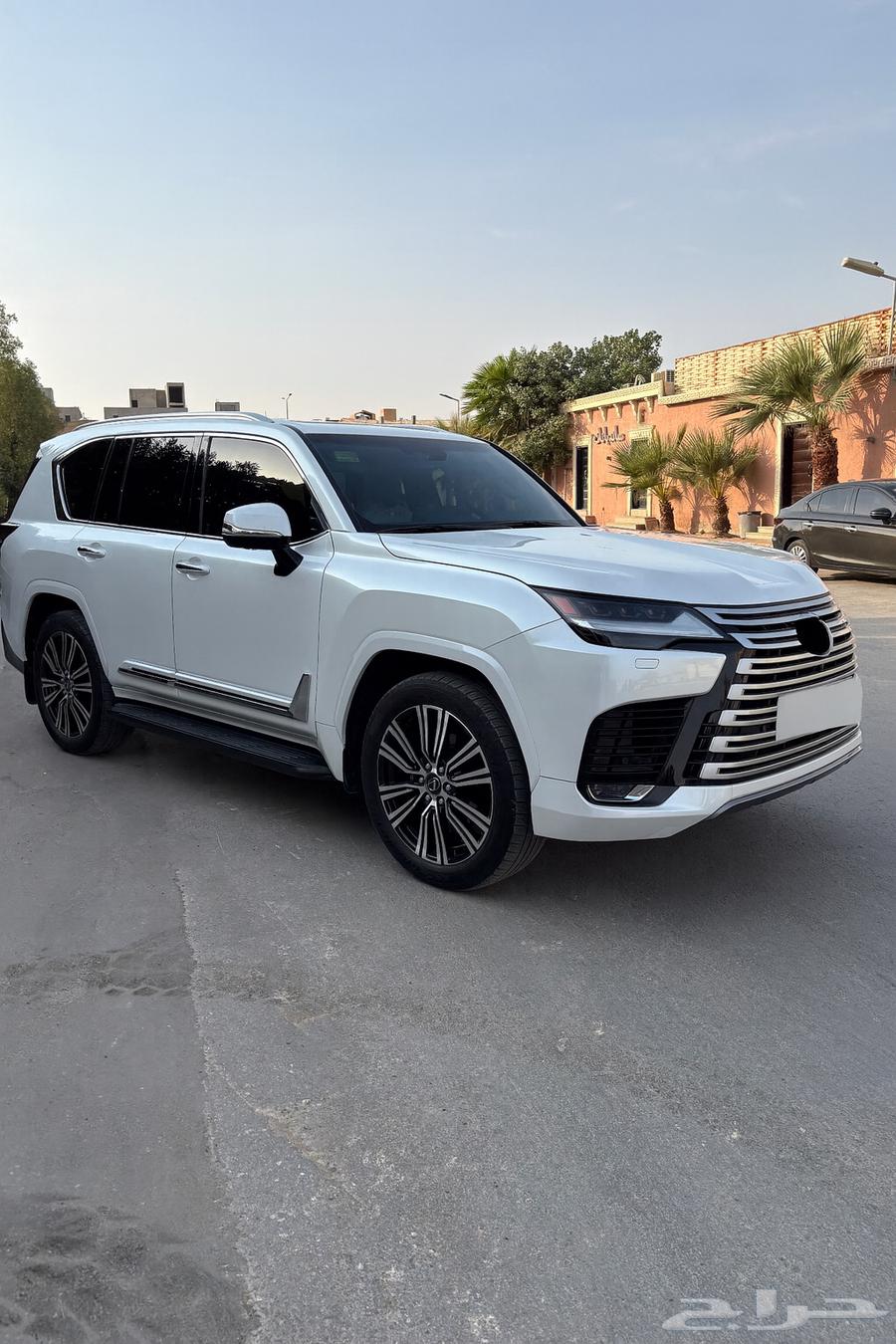 جيب لكزز BB 2024 LX64492799585026112