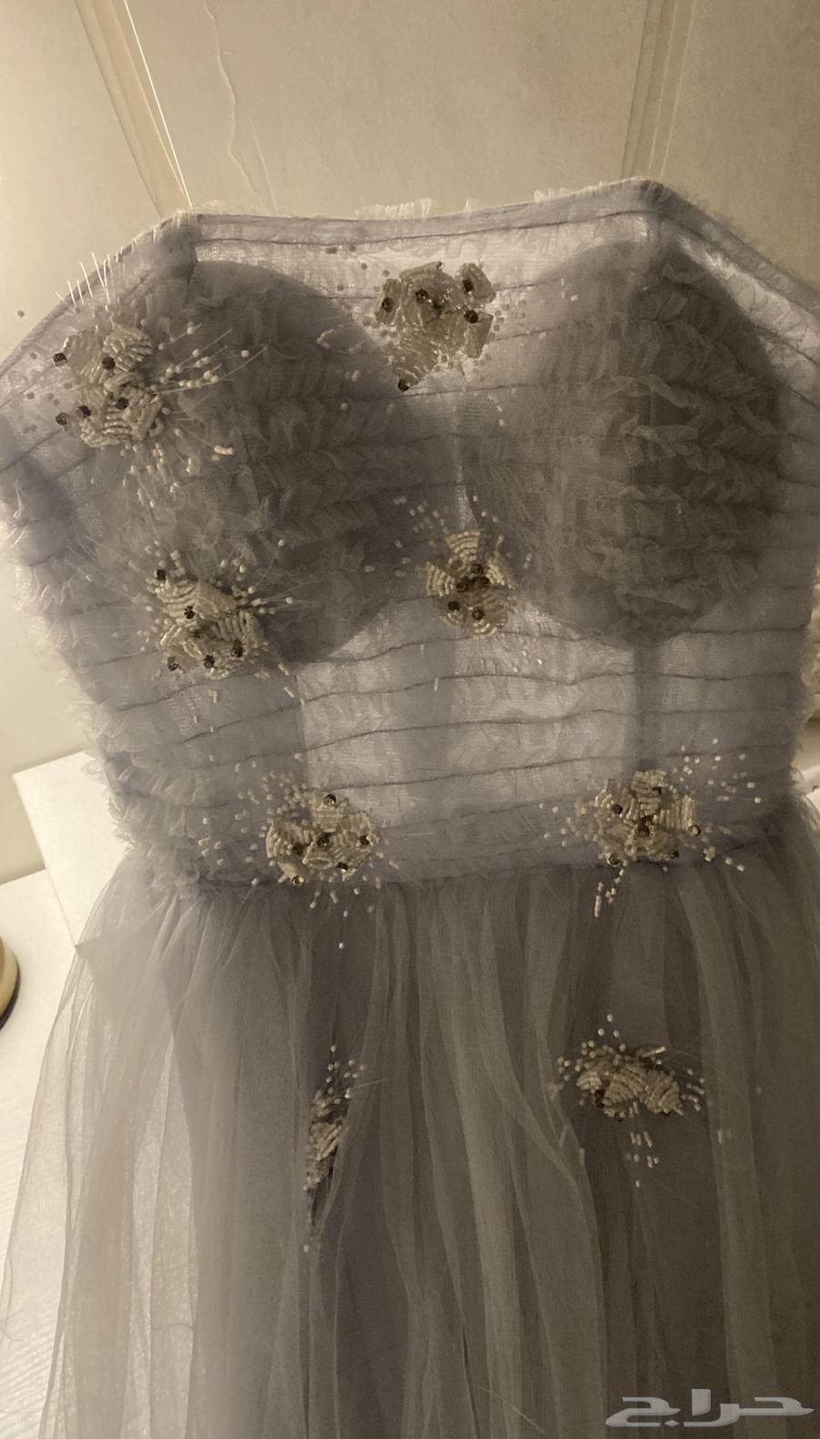 فساتين مستخدمه مره واحده للبيع64337516582273111