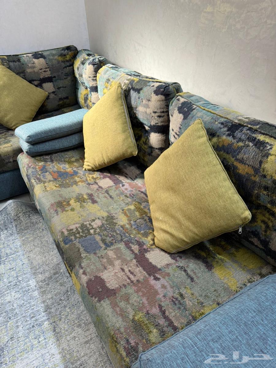 كنب مع الفرشة للبيع64346798120322111