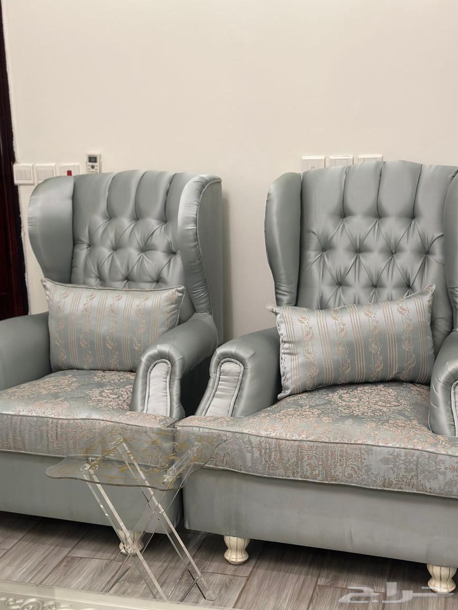 Clean sofa for sale64345970325634114