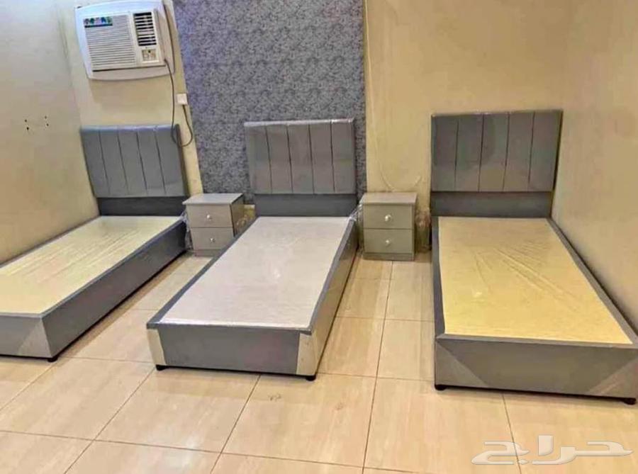 Beds, mattresses, dressing tables, and wooden cabinets are available64346044320641111