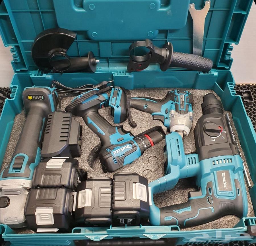 Makita 4-in-1 Tool Kit with 4 Batteries and 2 Chargers64493218840834112