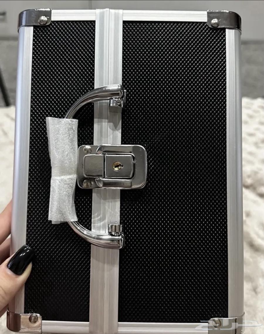 صندوق مكياج جديد makeup box64340251853571113