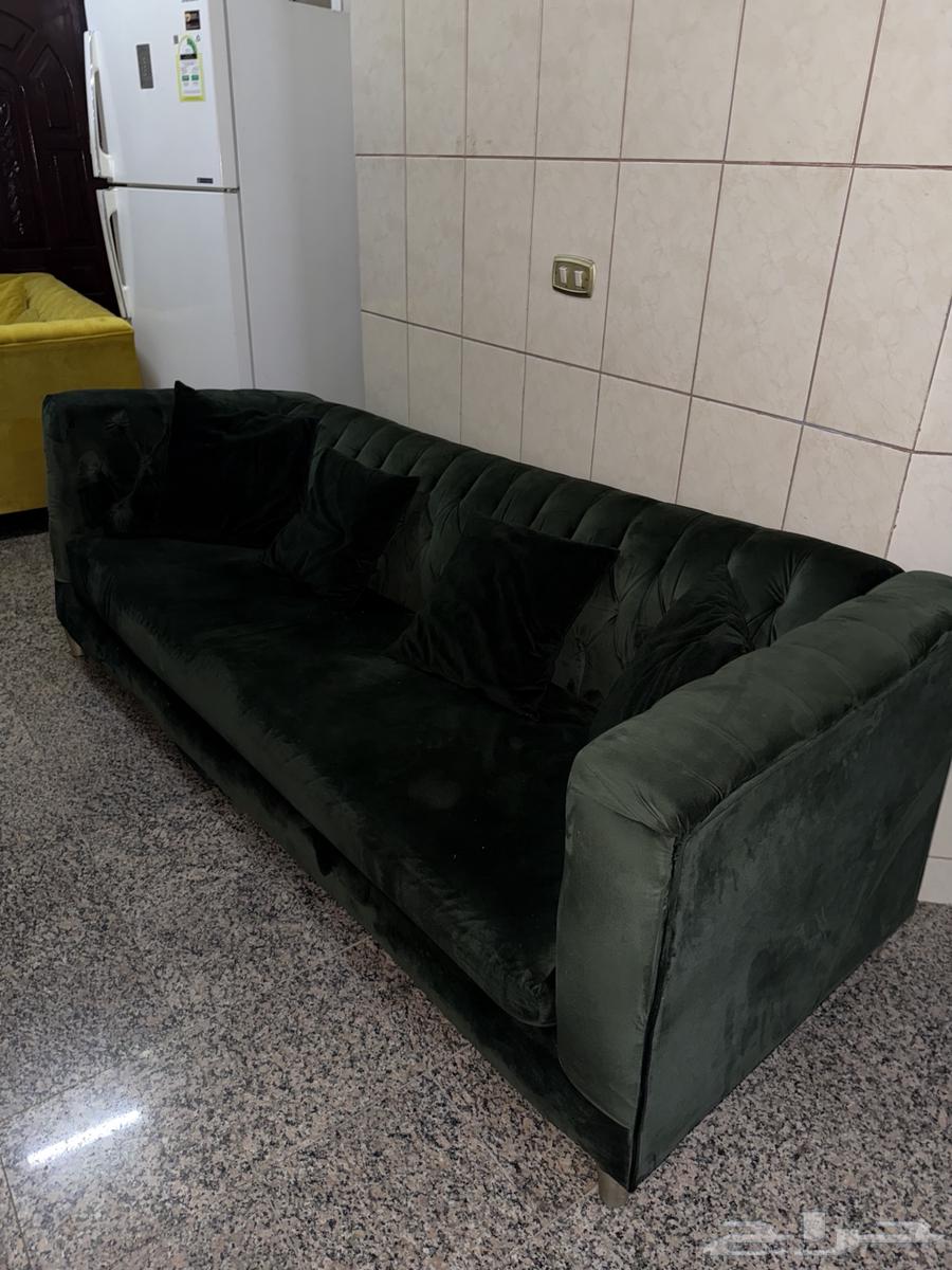 اثاث 4 قطع نظيف جدا اطالي بيع للسفر استعمال نظيف64343162704259114