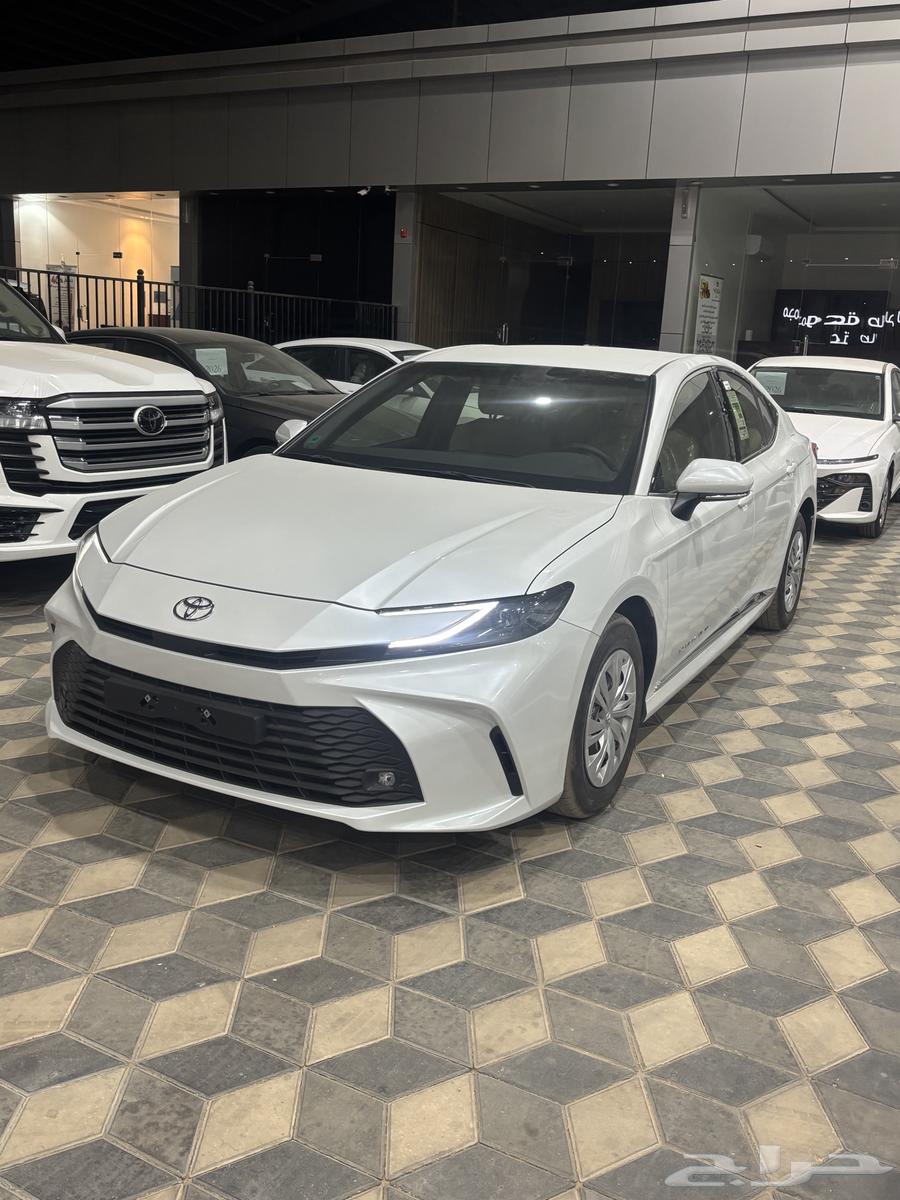 تويوتا كامري استاندر 2025بنزين الساير اقل سعر بطاقة64484198585857112