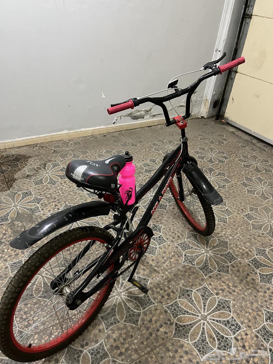 دراجة قديمة بحالة جيدة64336455079298111