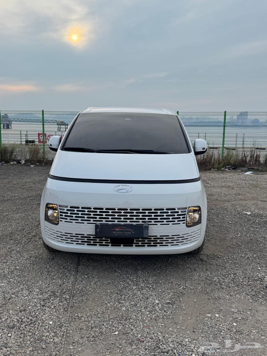 هيونداي ستاريا 2022 ديزل(بحاله ممتازه)64484088778243111