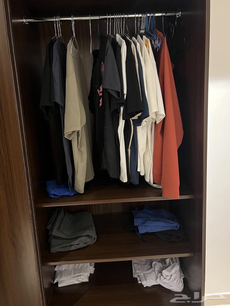 Wardrobe and drawer64348714461443111