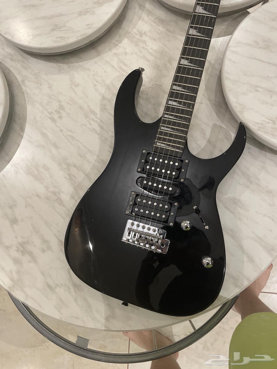 جيتار كهربائي أسود ستار من جيديوس 500 لن ينخفض أكثر64345060949633110