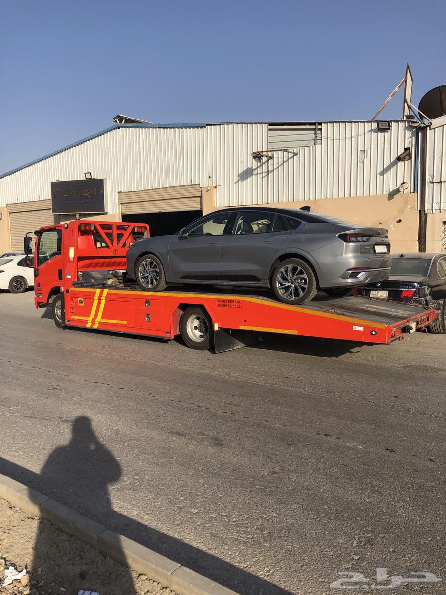 Flat surface of the flat house64481305272707110