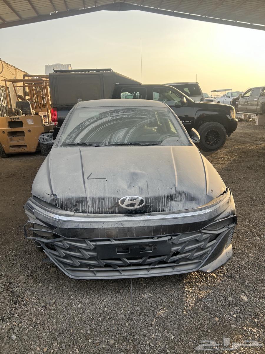 سيارات مصدومه للبيع بوضعها جاهزه للنقل64492339058177111