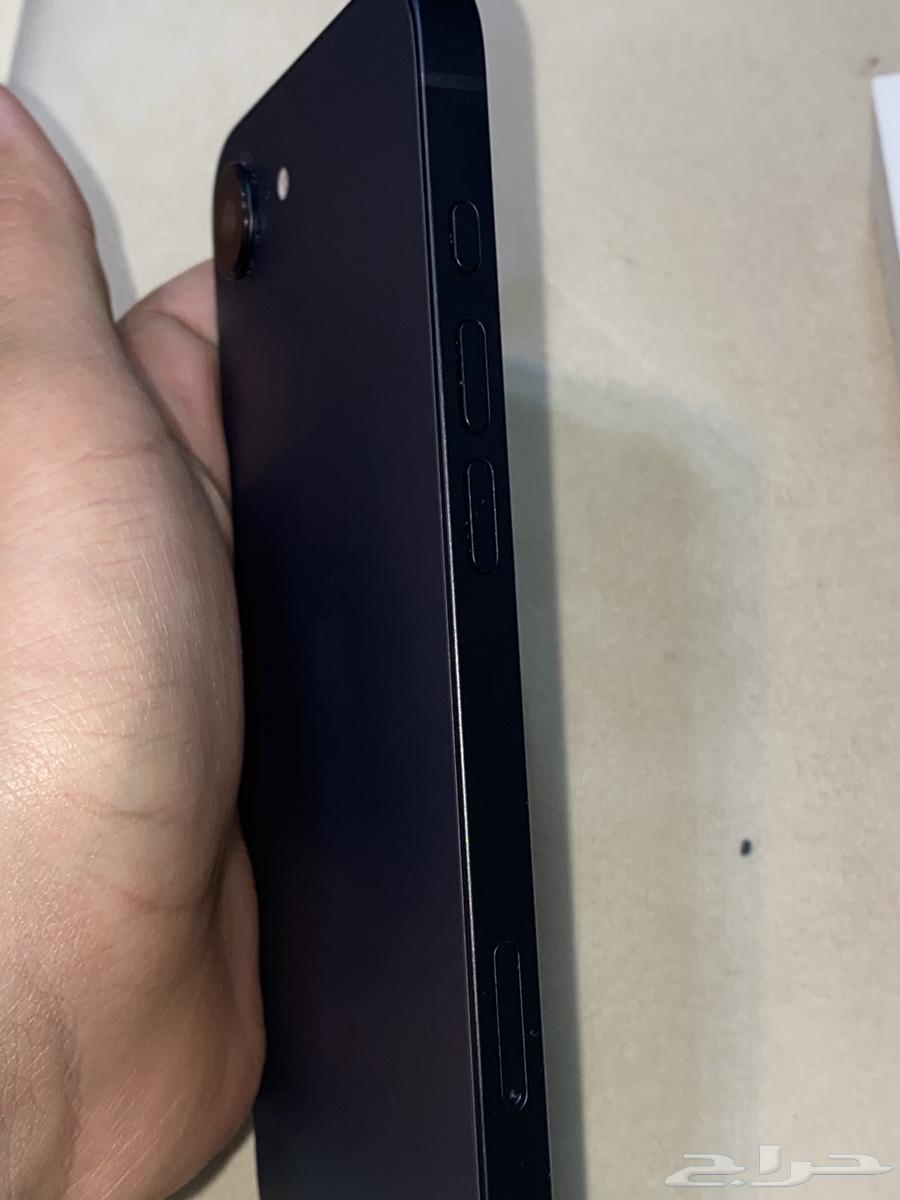 iPhone 16E with all accessories, like new64338927871106113