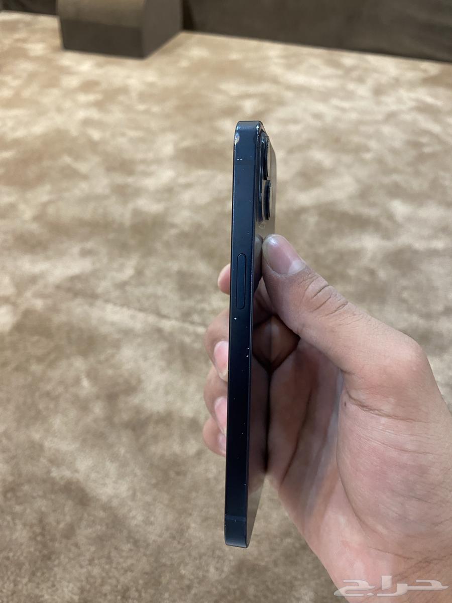 iPhone 13 Regular 12864130572074625114
