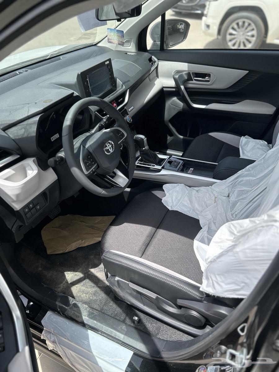 تويوتا فيلوز GLX فل كامل متوفر كل الالوان 74100شامل الضريبة64485861172866114