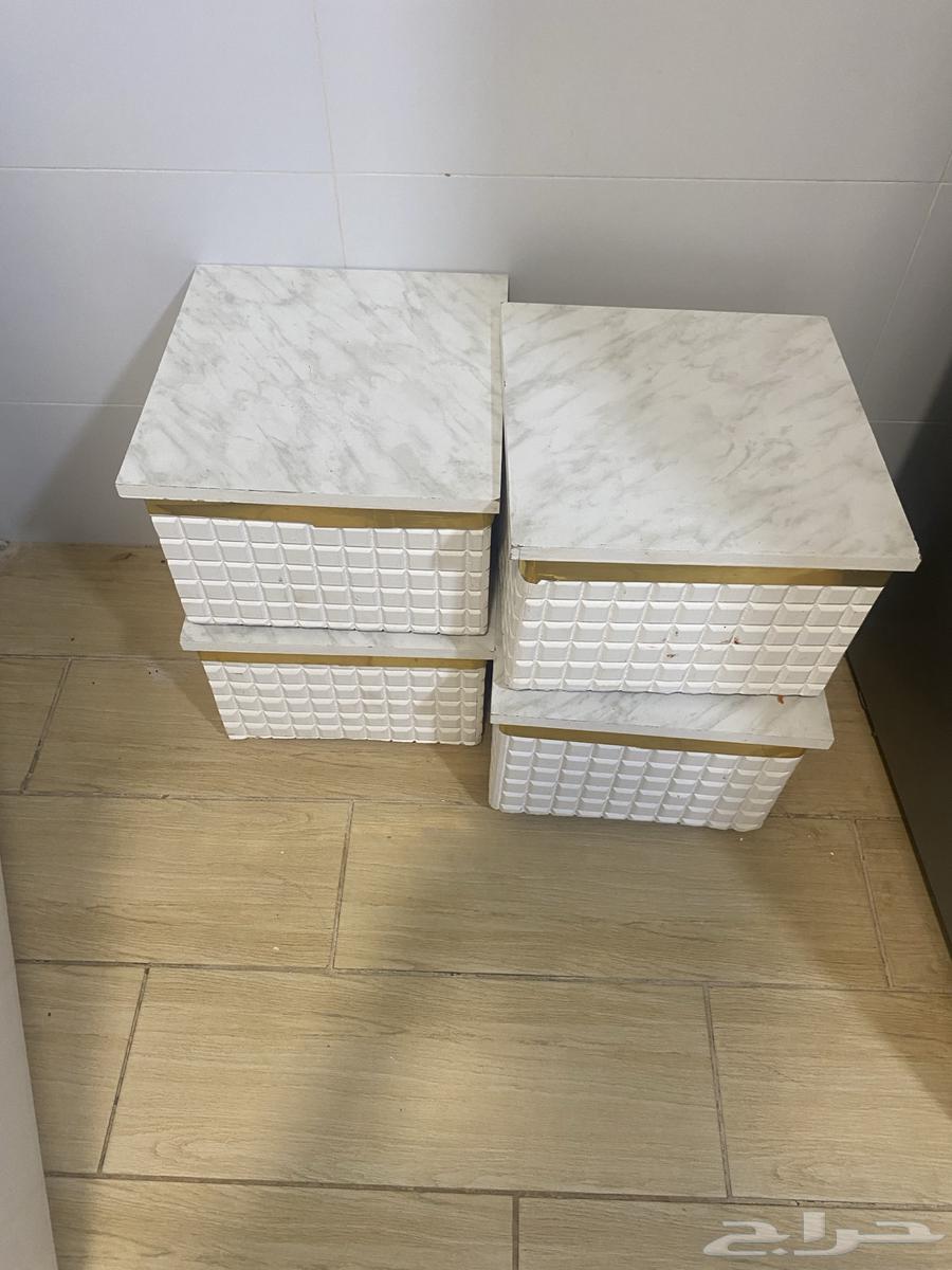 Tables and bed64336514519683114