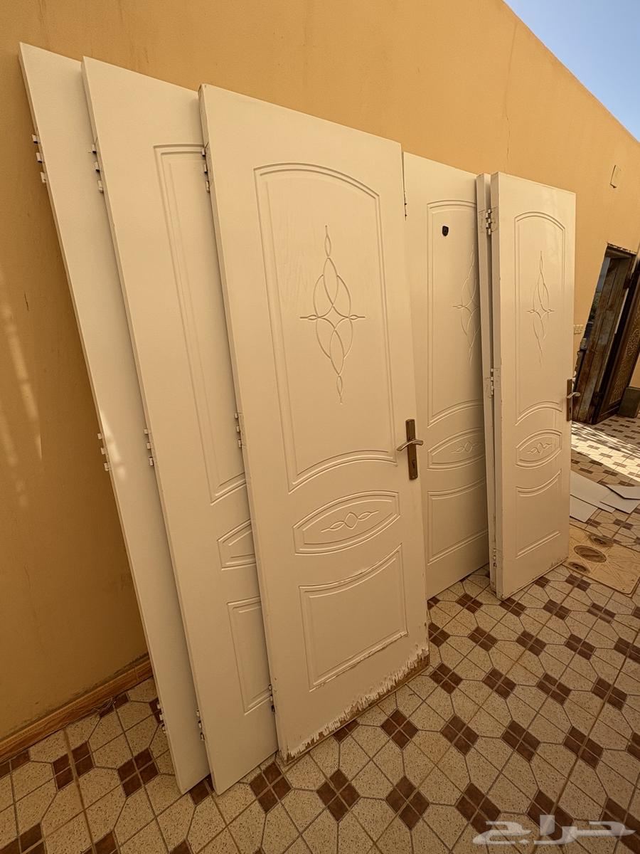 8 ابواب خشب للبيع64343643668994111
