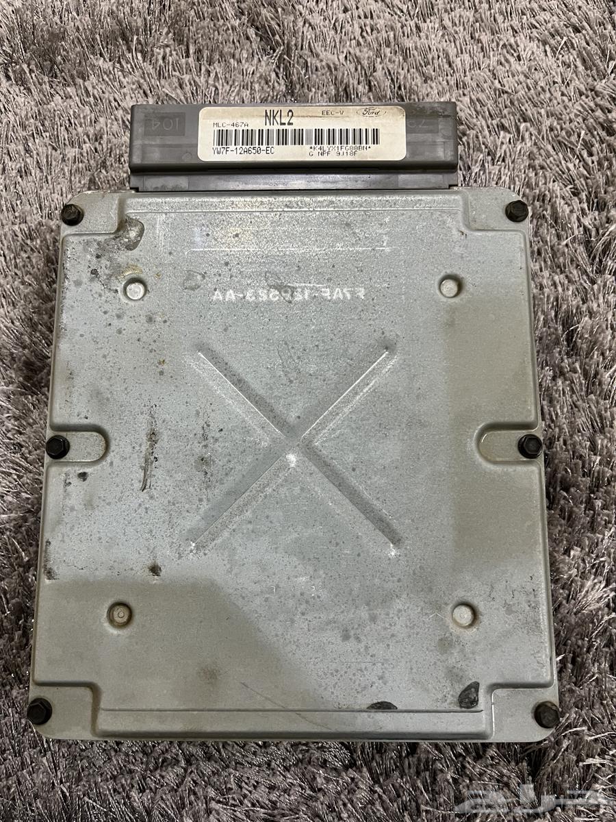 كمبيوتر فورد بوليسي64492013498241110