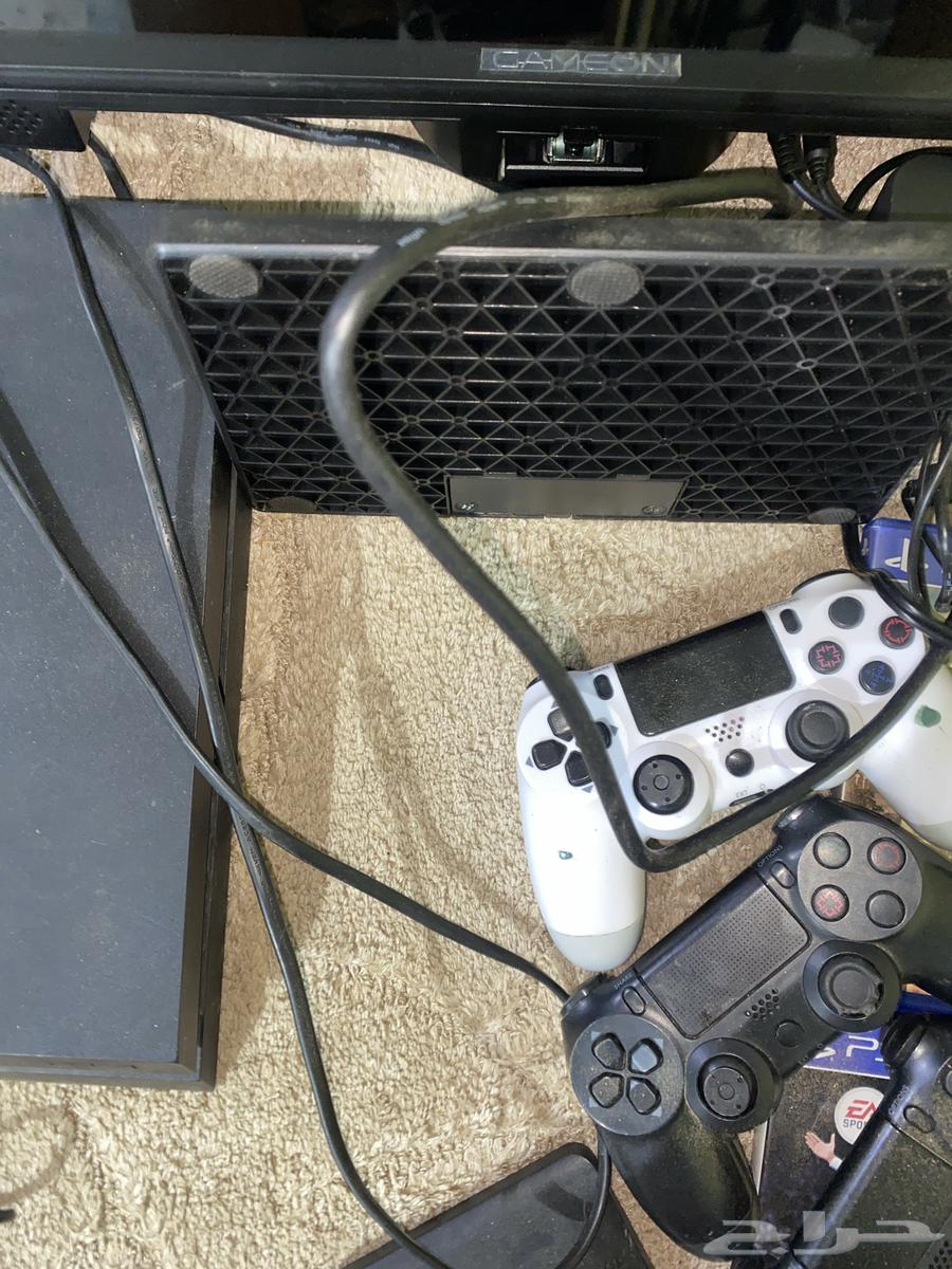 سوني فور معى اشرطه و محمل في ردد و فيفا 2464348978952322112