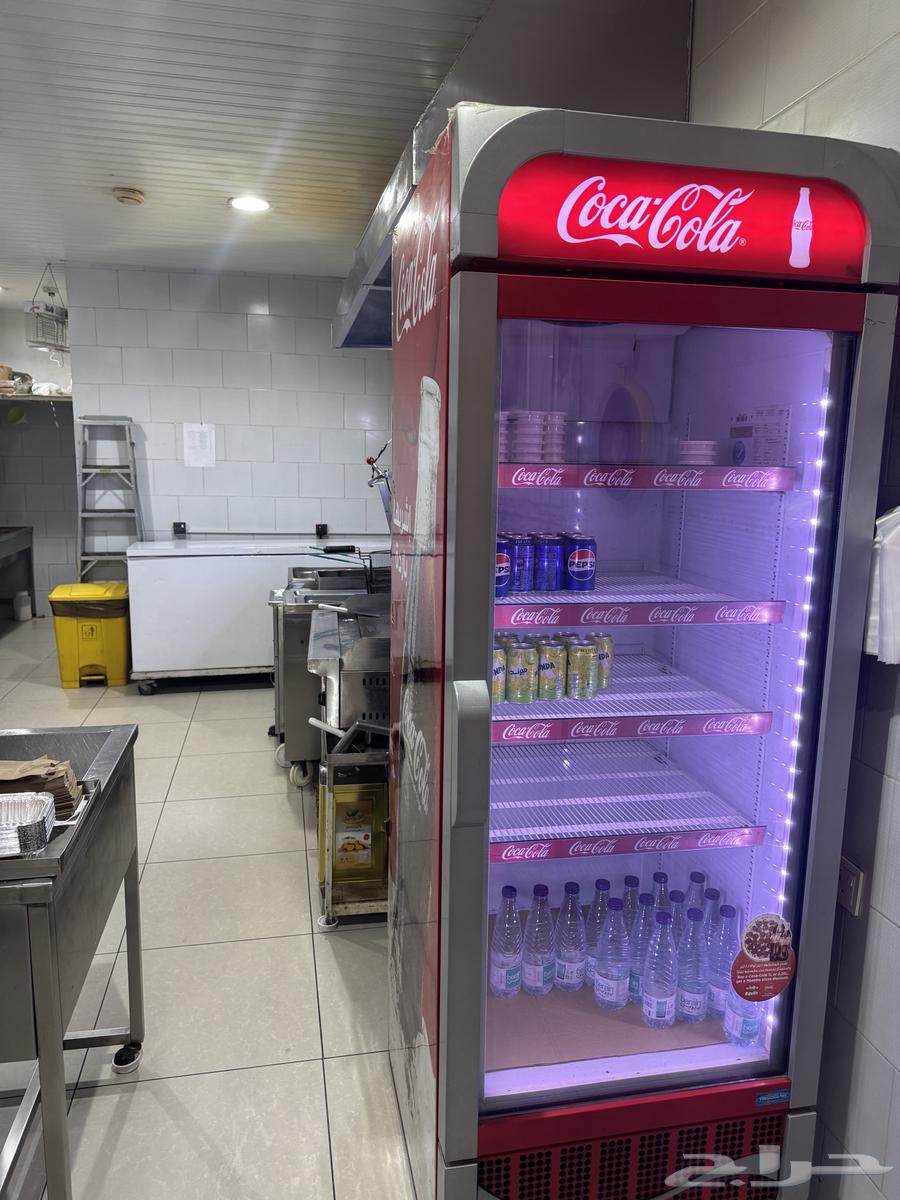 مطعم للتقبيل63613854958466113