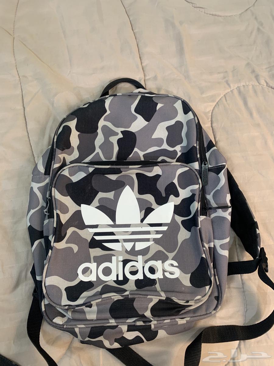 ثلاث شنط مدرسية اصلية ب استعمال نظيف بسعر 20064343870073219112