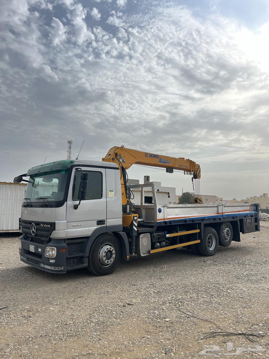بوم تراك 10 طن For rent a 10-or boom truck64384534842755111