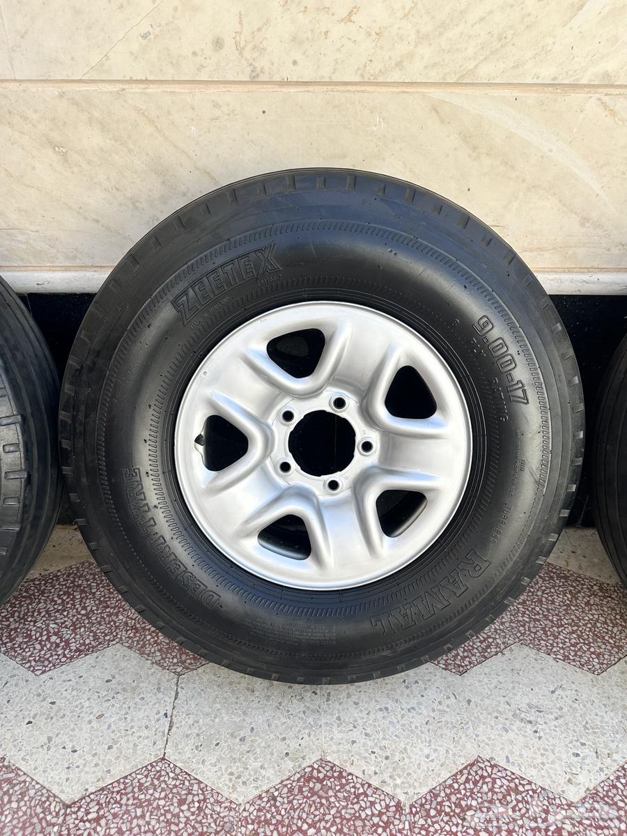 جنوط ديزل 17 7 انش وكفرات بالون64491101315202112