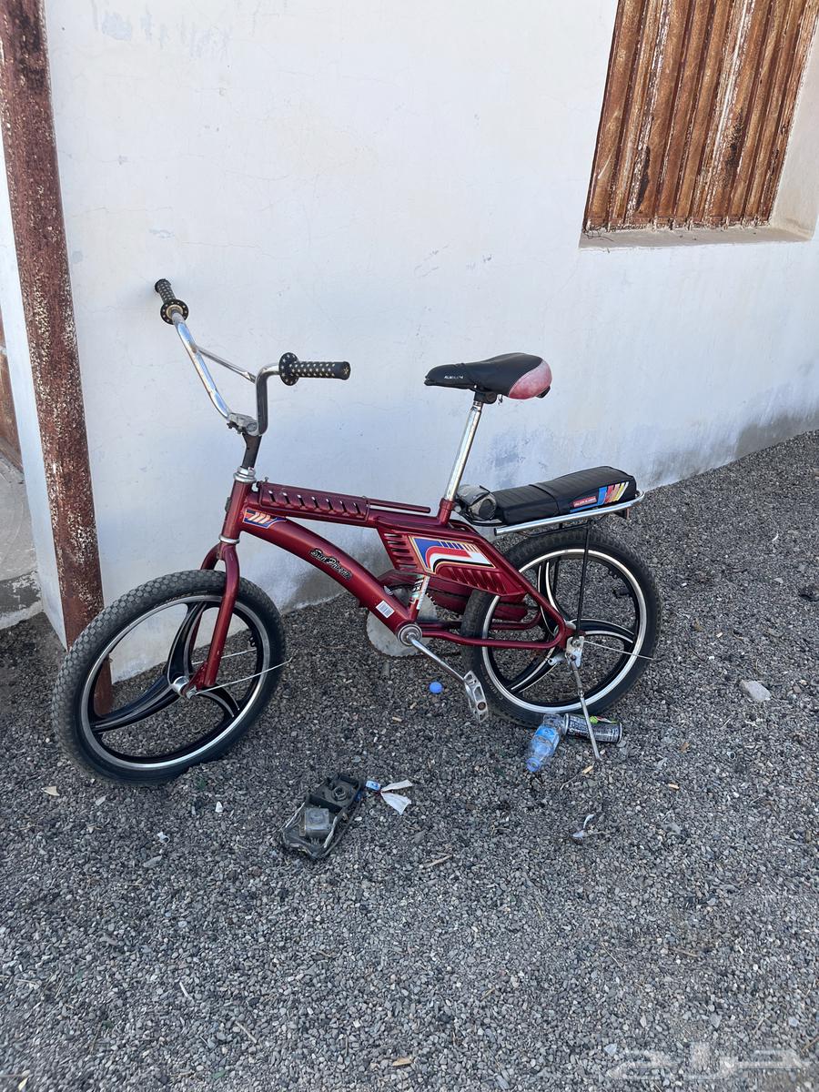 سيكل البيع عنابي استخدم شهرين مطره كل شي مزبوط64343012454146111