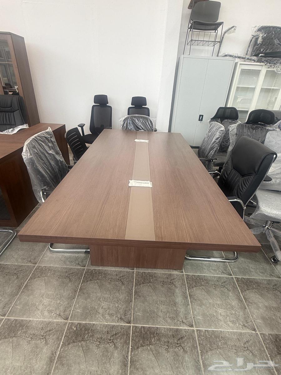 Meeting Tables64347500336257111