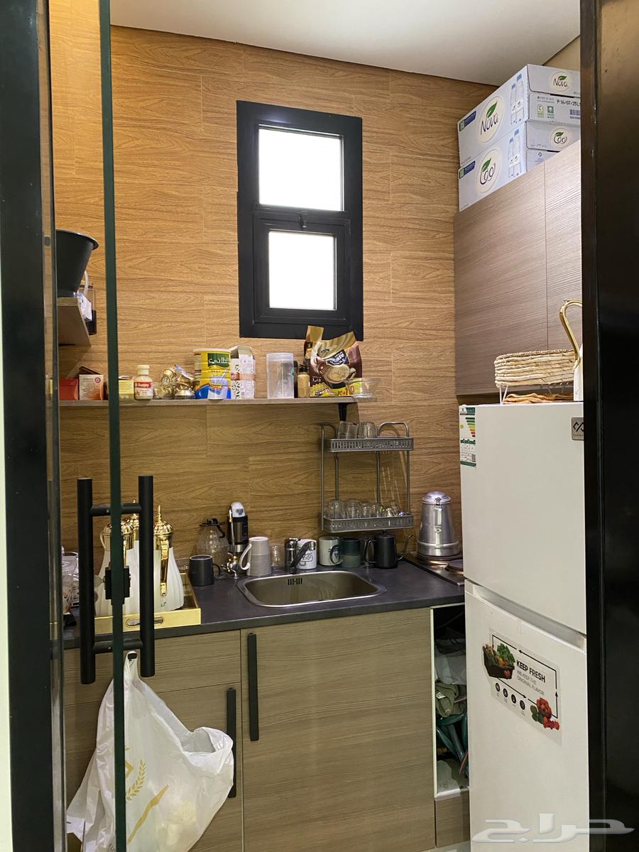 أثاث مكتب للبيع64344124288899111