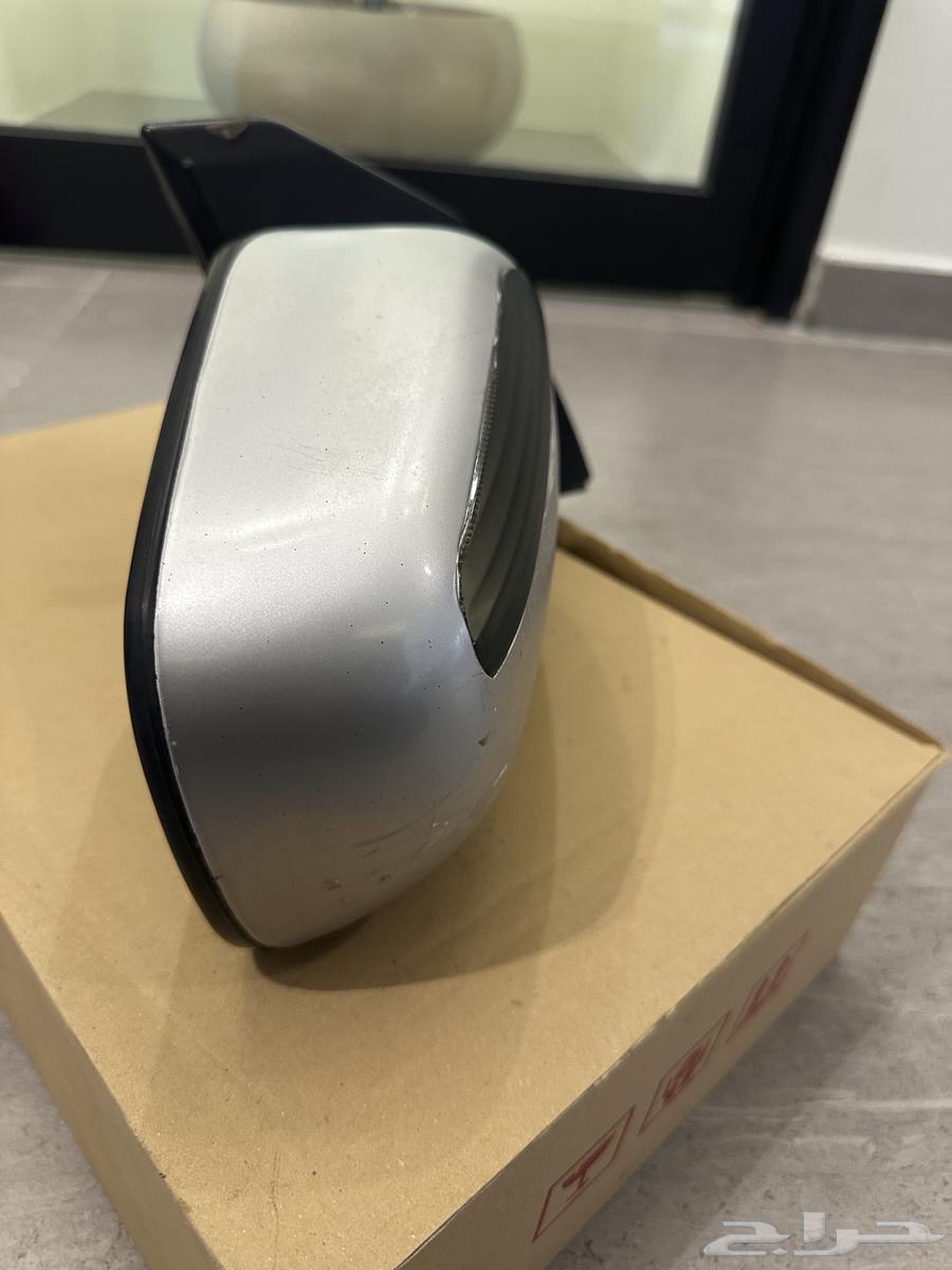 مرايه كورلا يمين تجاري فيها اشاره بدون صفط السعر 80 ريال64486191437059111