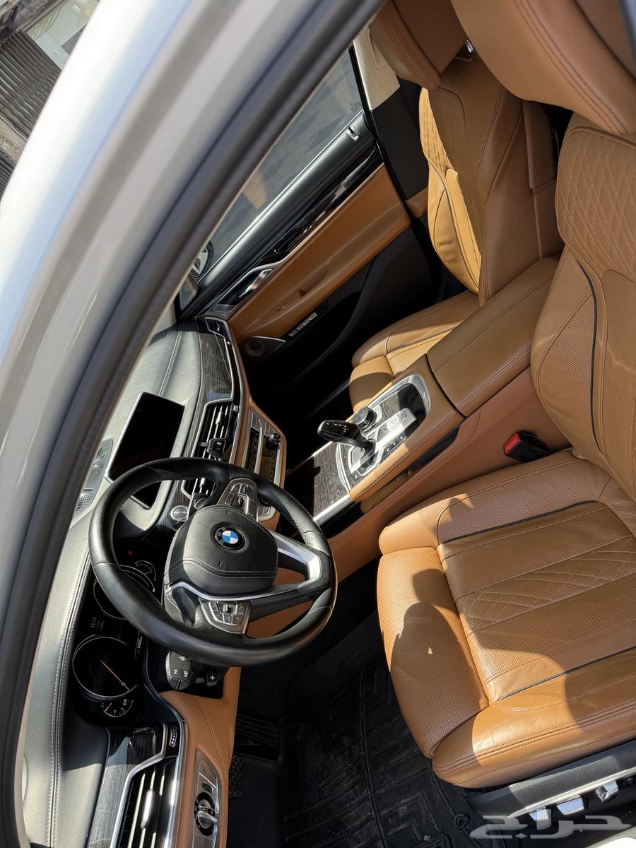 بي ام 2016 فل الفل 750ماشية 98الف قابل للزيادة بودي وكالة م64479900386435112