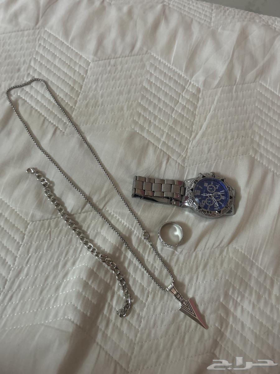ساعة. واسوارة وخاتم وقلادة للبيع64343689048449110